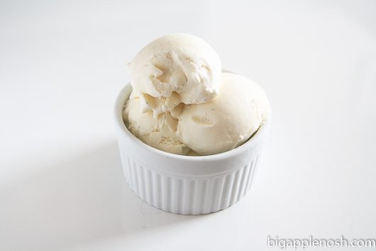 vanilla-bean-ice-cream-5-8850029